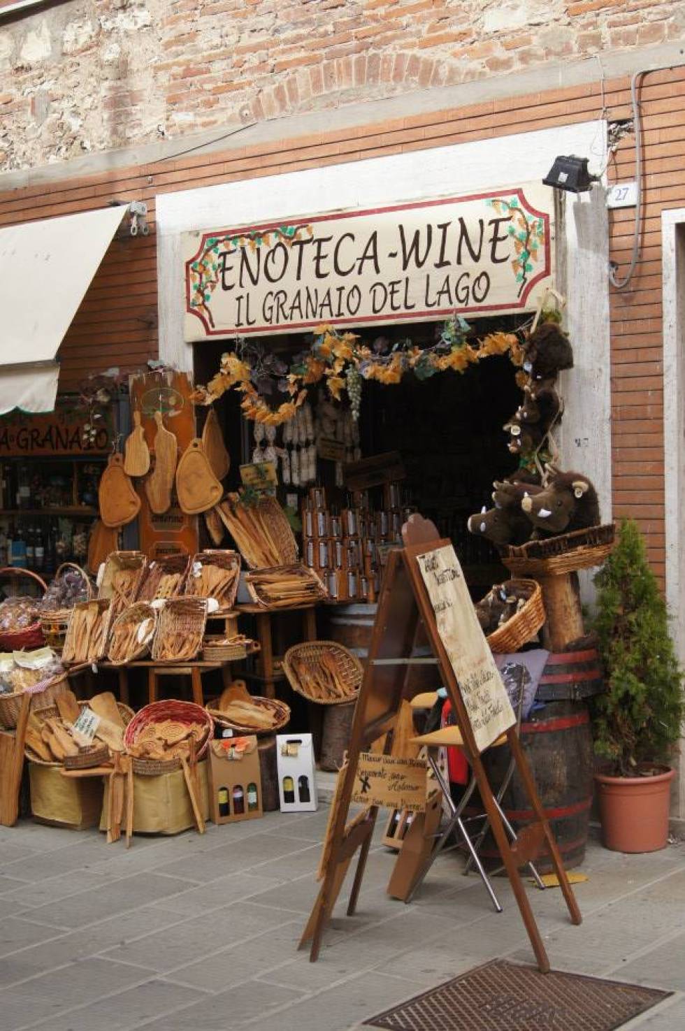 Feinkostladen in Castiglione del Lago (Foto: B. Oberholzer)