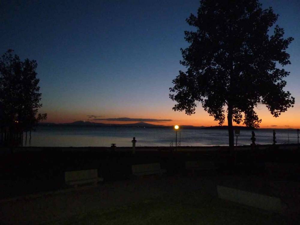 Abend am Lago Trasimeno. Foto: Pajonk