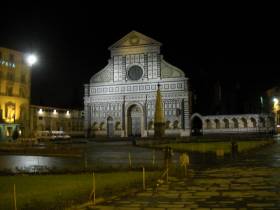 Florenz - die Kirche Santa Maria Novella bei Nacht