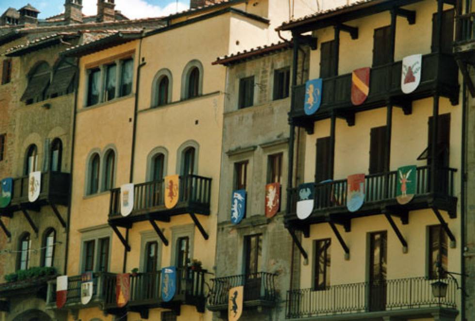 Der Marktplatz von Arezzo