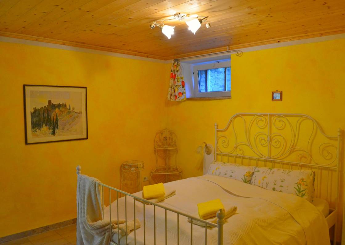 mimosa bedroom1 2280